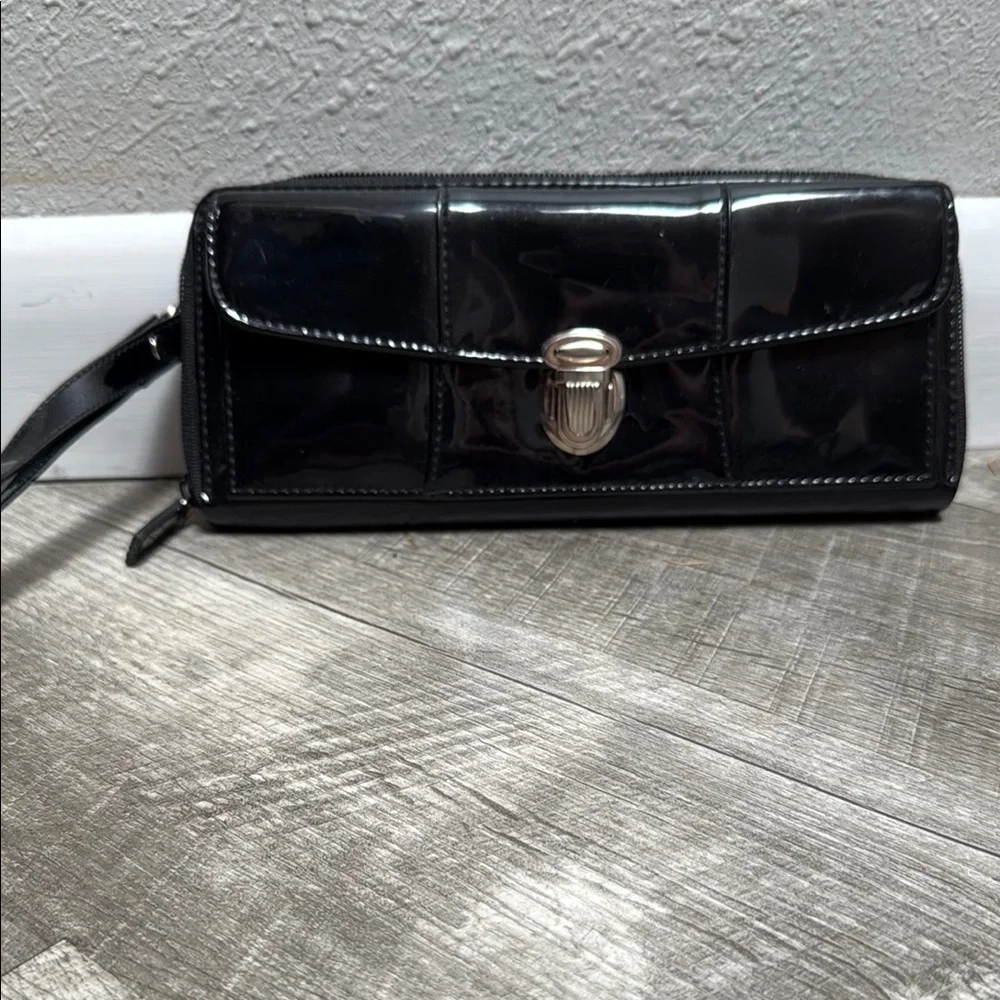 Patent Black Wallet Wristlet - Picture 2 of 13